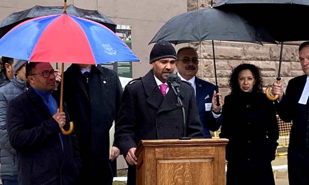 Fotos: La ceremonia anual de izamiento de Bandera Dominicana 2020