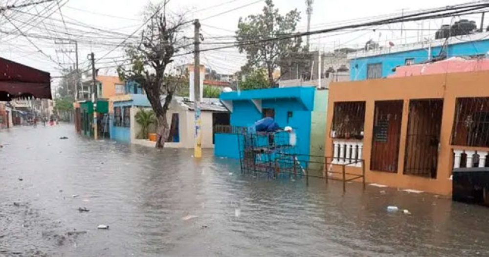 Un muerto y daños en zonas de RD debido a Isaías