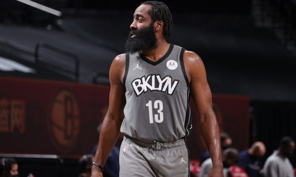 Kyrie Irving dio un recital con 40 puntos en el triunfo de los Nets