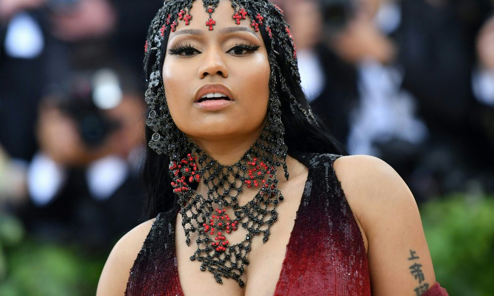 Nicki Minaj: “la vacuna inflama los testículos”