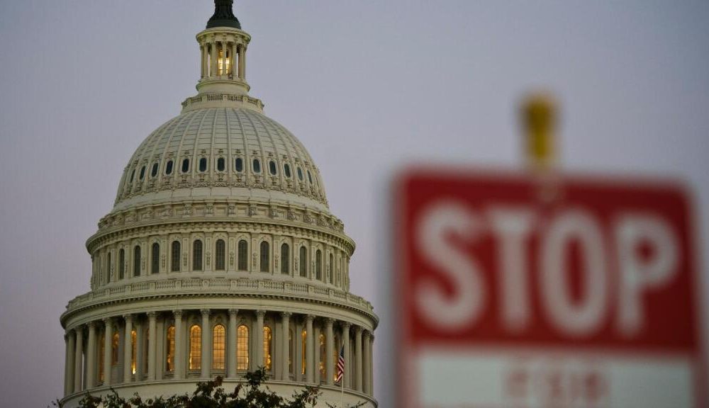 Senado rechaza petición para legalizar millones de indocumentados