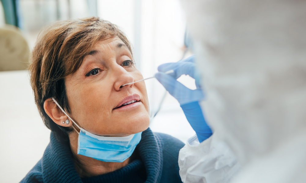 Termina las pruebas de detección para entrar en Canadá para los viajeros vacunados