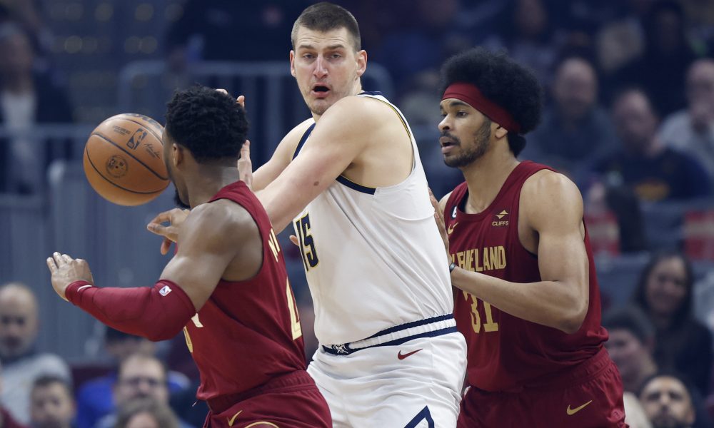 De la mano de Jokic y Porter Jr., Nuggets vencen a Cavaliers
