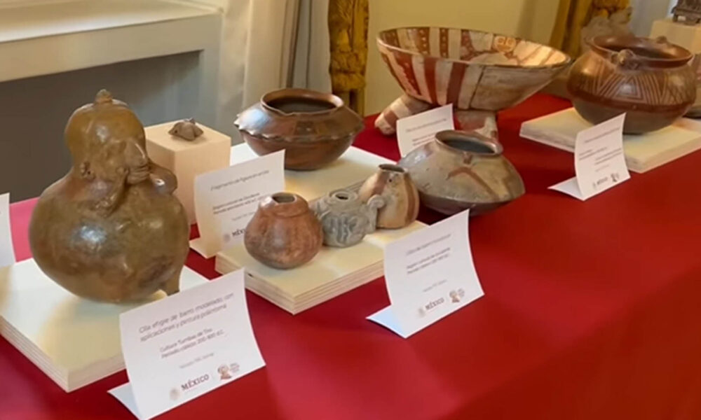 Italia regresa a México 43 piezas precolombinas