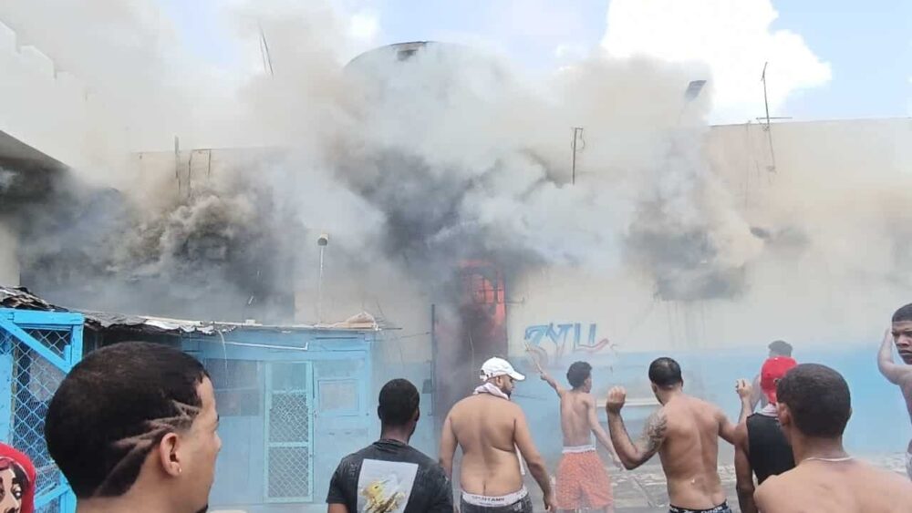 Un muerto en incendio ayer en la cárcel de la Victoria.