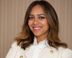 La Dra. Milly Feliz orgullo dominicano transformando la salud mental en Toronto