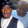 Tupac Shakur posa junto a una figura de cera
